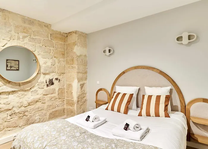 Charming Center Of By Prestige * פריז